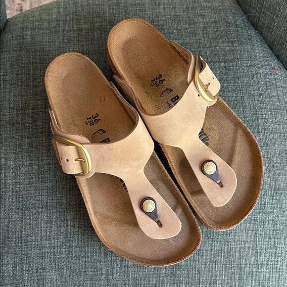 Birkenstock Gizeh Leather Buckle Tan Thong Sandals with Gold buckle size 36/5.5 - Picture 11 of 11